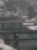 08 : 44