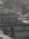 09 : 08