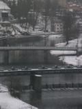 08 : 40
