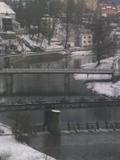 09 : 40