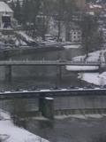 15 : 48