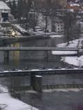 16 : 28