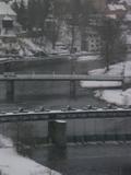 08 : 28