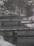 08 : 40