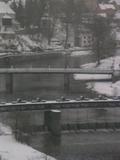 09 : 08