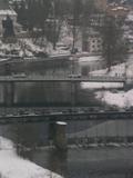 09 : 12