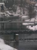 15 : 44