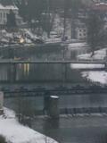 07 : 48