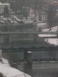 09 : 28