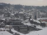 08 : 25