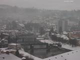 09 : 05