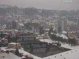 09 : 45