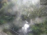 15 : 00