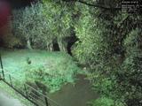 01 : 48