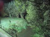 02 : 32