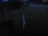 04 : 48
