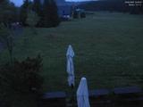 04 : 00