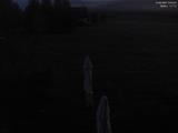 03 : 04