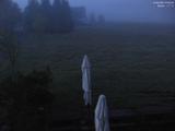 03 : 32