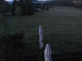 03 : 32