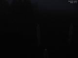 23 : 00