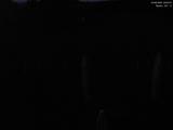 03 : 00