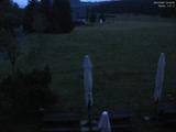 04 : 32