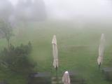 09 : 40