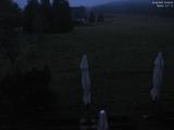 04 : 32