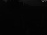 03 : 00