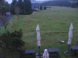 06 : 32
