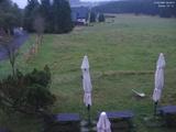 06 : 40