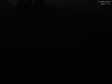 03 : 32