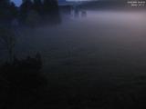 03 : 32