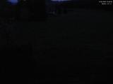 03 : 32