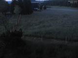 03 : 32