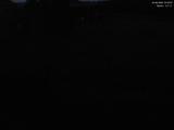 03 : 00