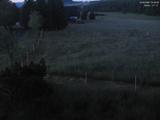 03 : 32
