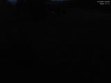 03 : 32