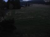 06 : 00