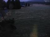 05 : 44