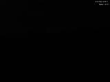 04 : 00