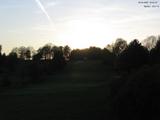 19 : 44