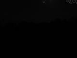 22 : 08