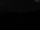 03 : 32