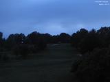 22 : 04
