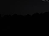 23 : 04