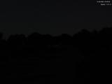 03 : 00