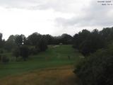 16 : 04