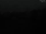 03 : 00